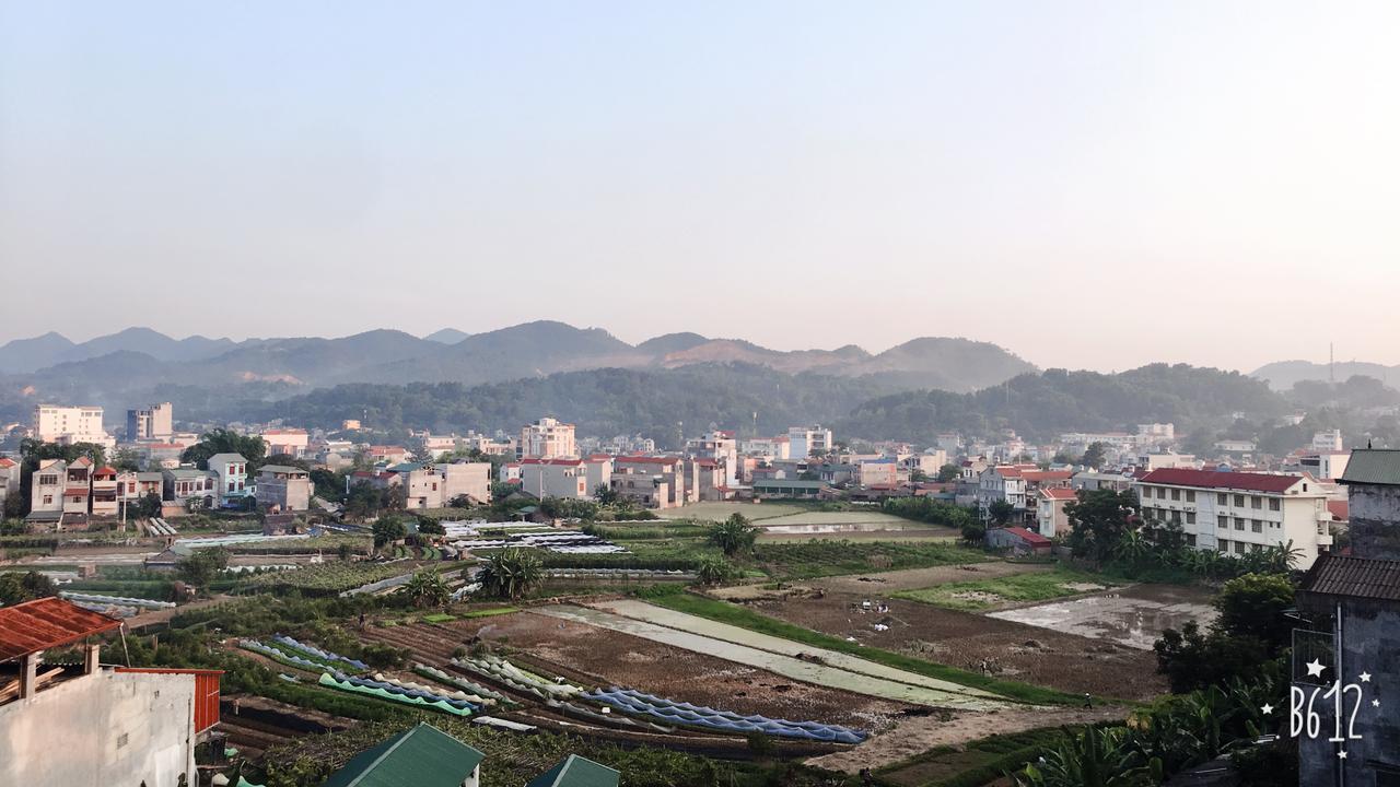 Duong Ha Hotel Cao Bang Extérieur photo